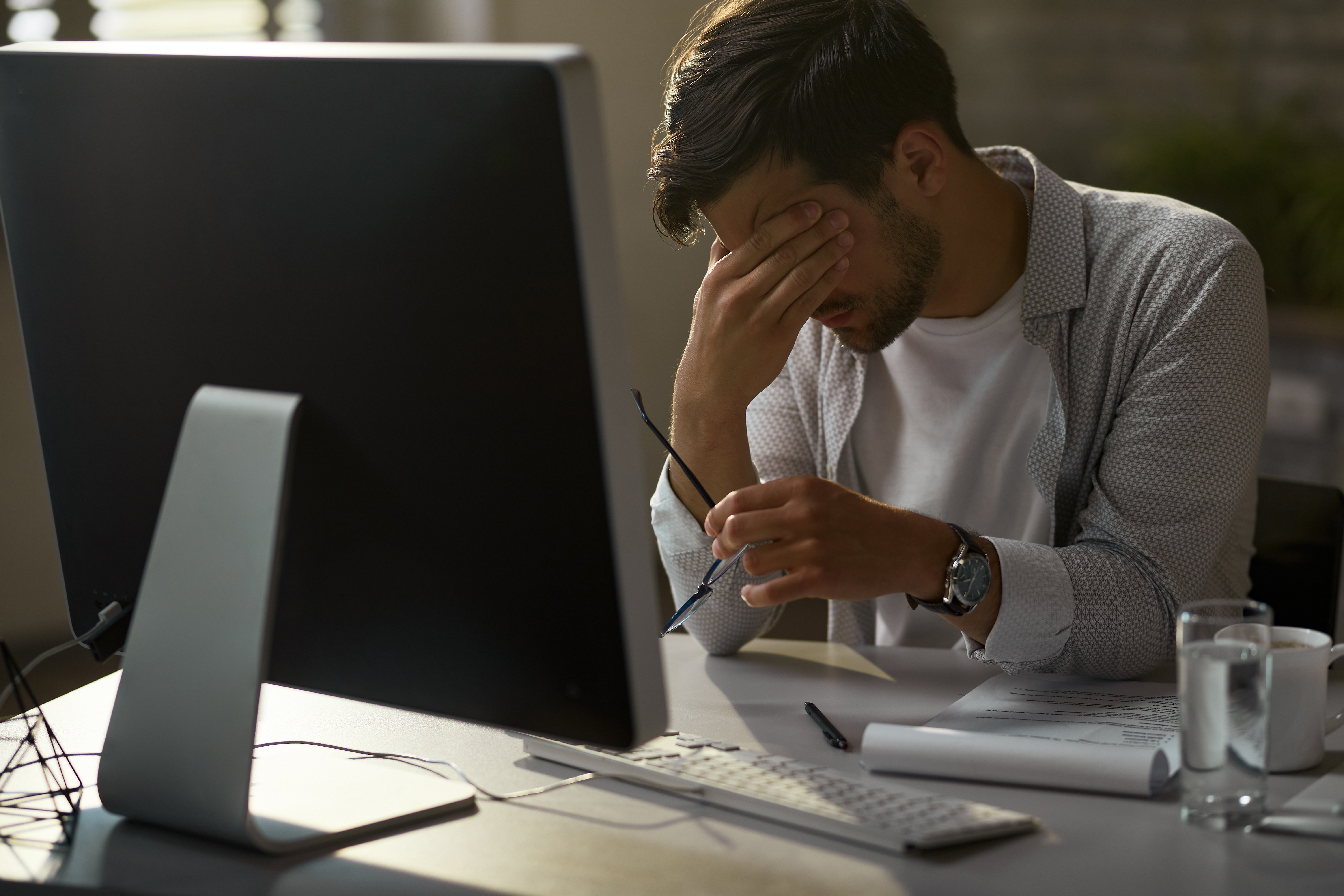NR-1 amplia responsabilidade das empresas sobre saúde mental e reforça papel do compliance corporativo